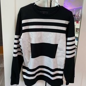 Black graphic sweatshirt